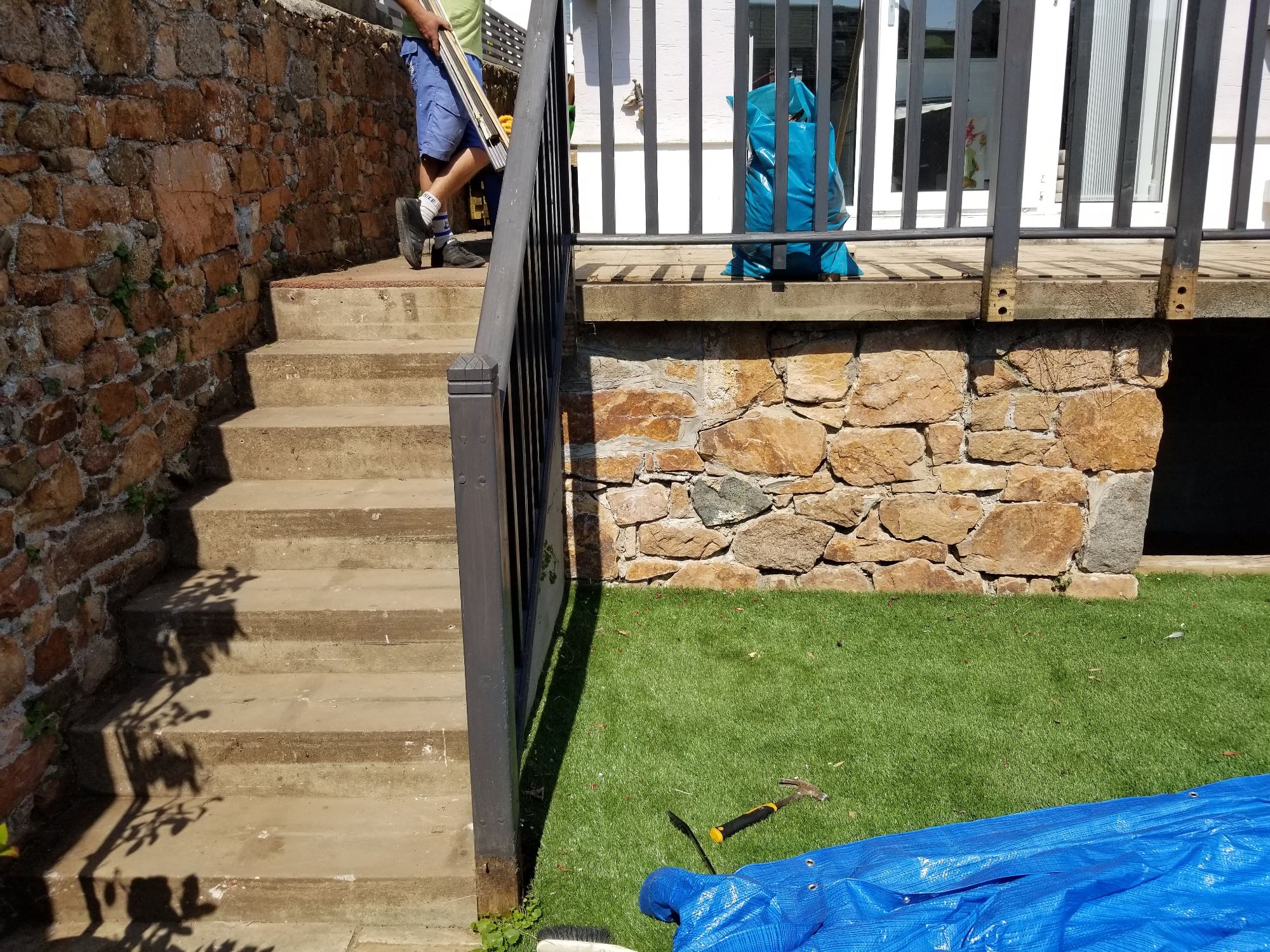 Preparing the balustrade and staircase